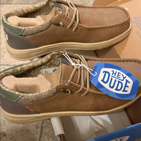 Hey Dude Tan and Green Lace-Up Shoes - Picture 3 of 4